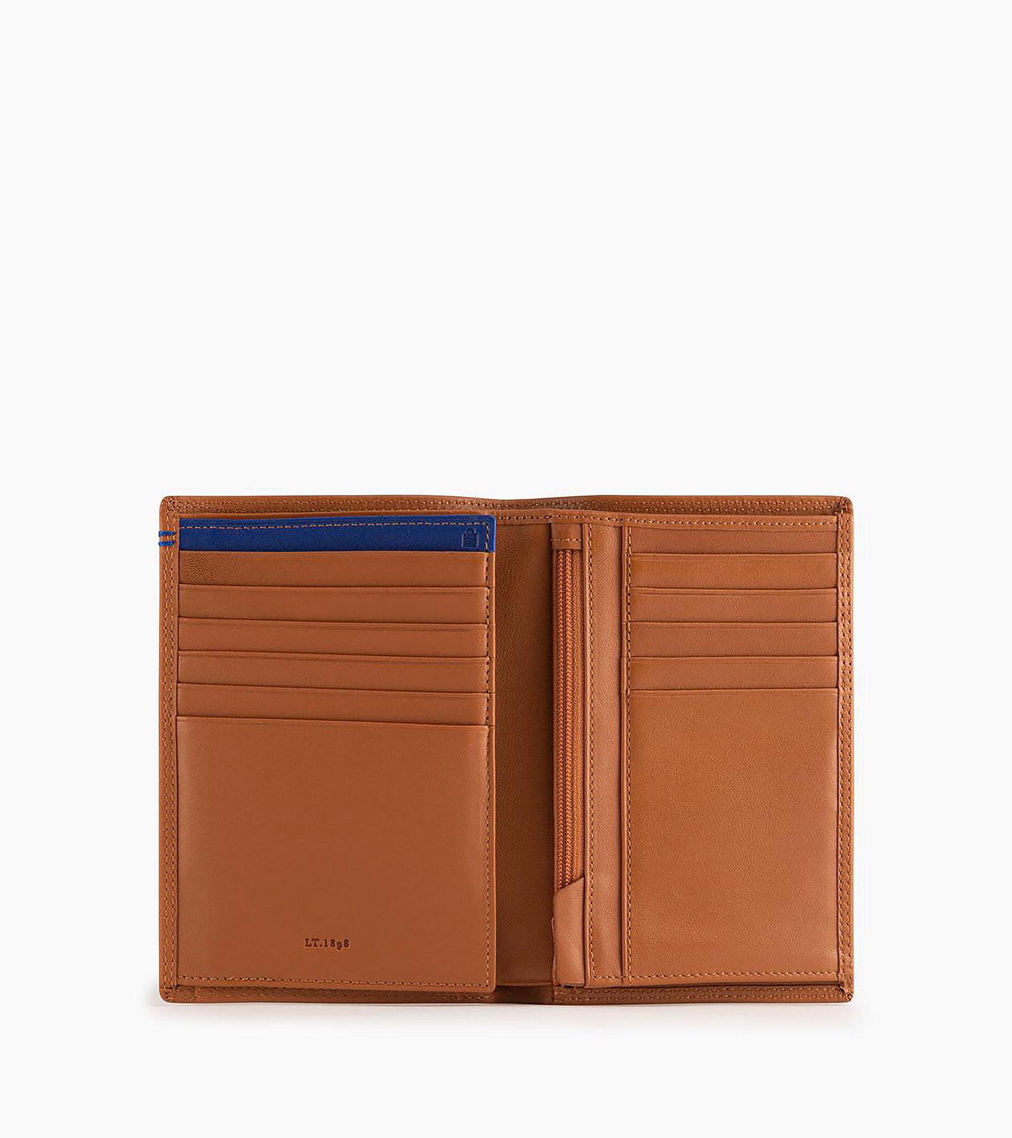 Zipped pocket and 2 shutters Martin smooth leather wallet